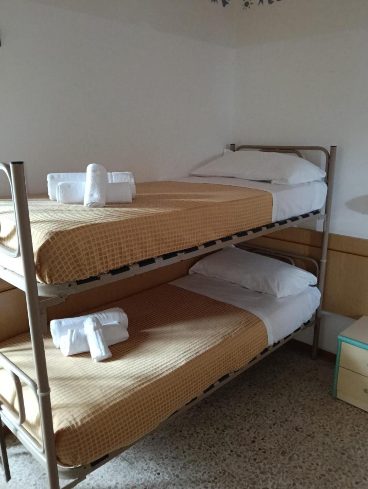 Hotel Sidney Bellaria-Igea Marina Buitenkant foto
